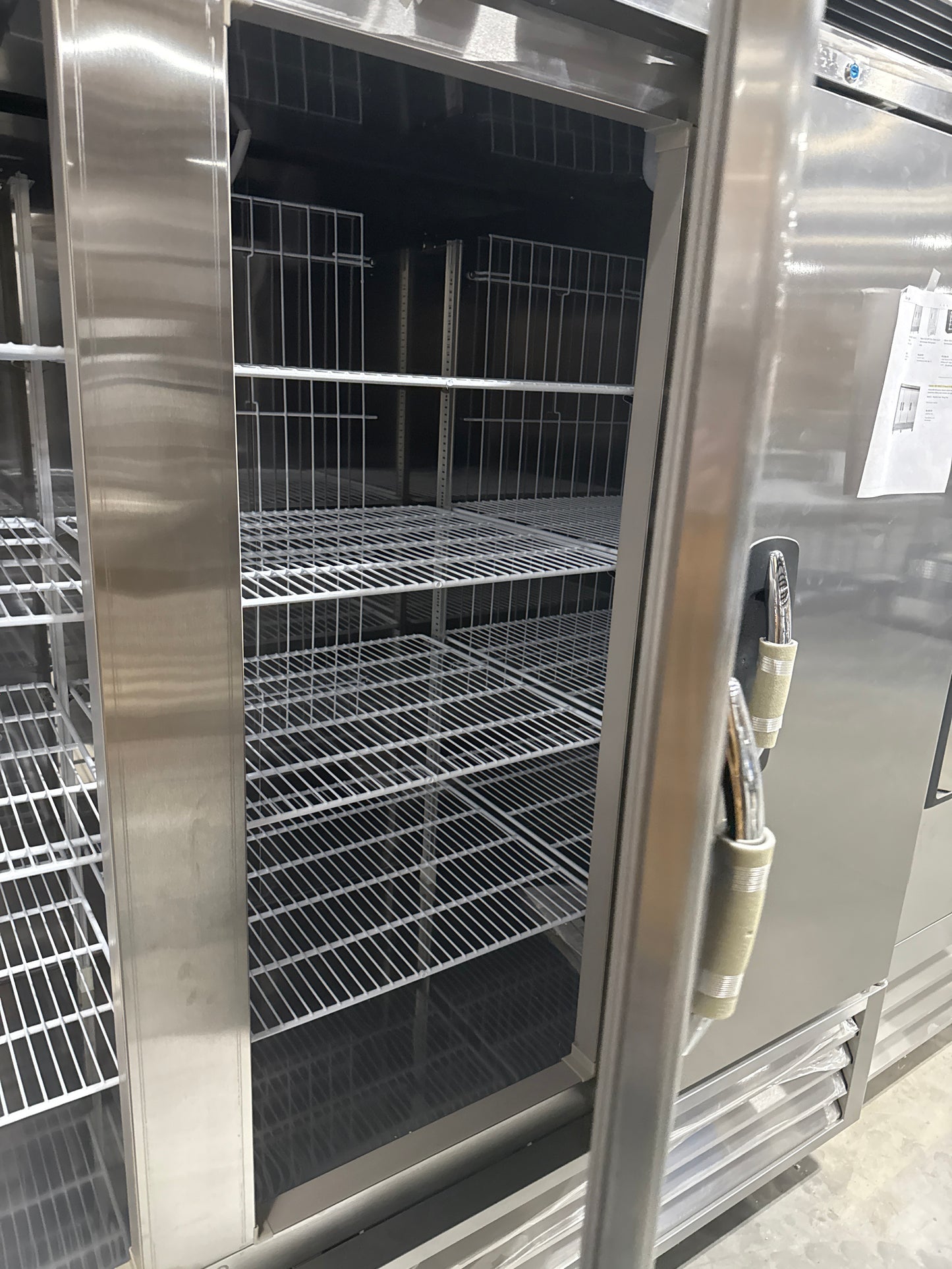 Seoulaire 3-Door Glass Cooler