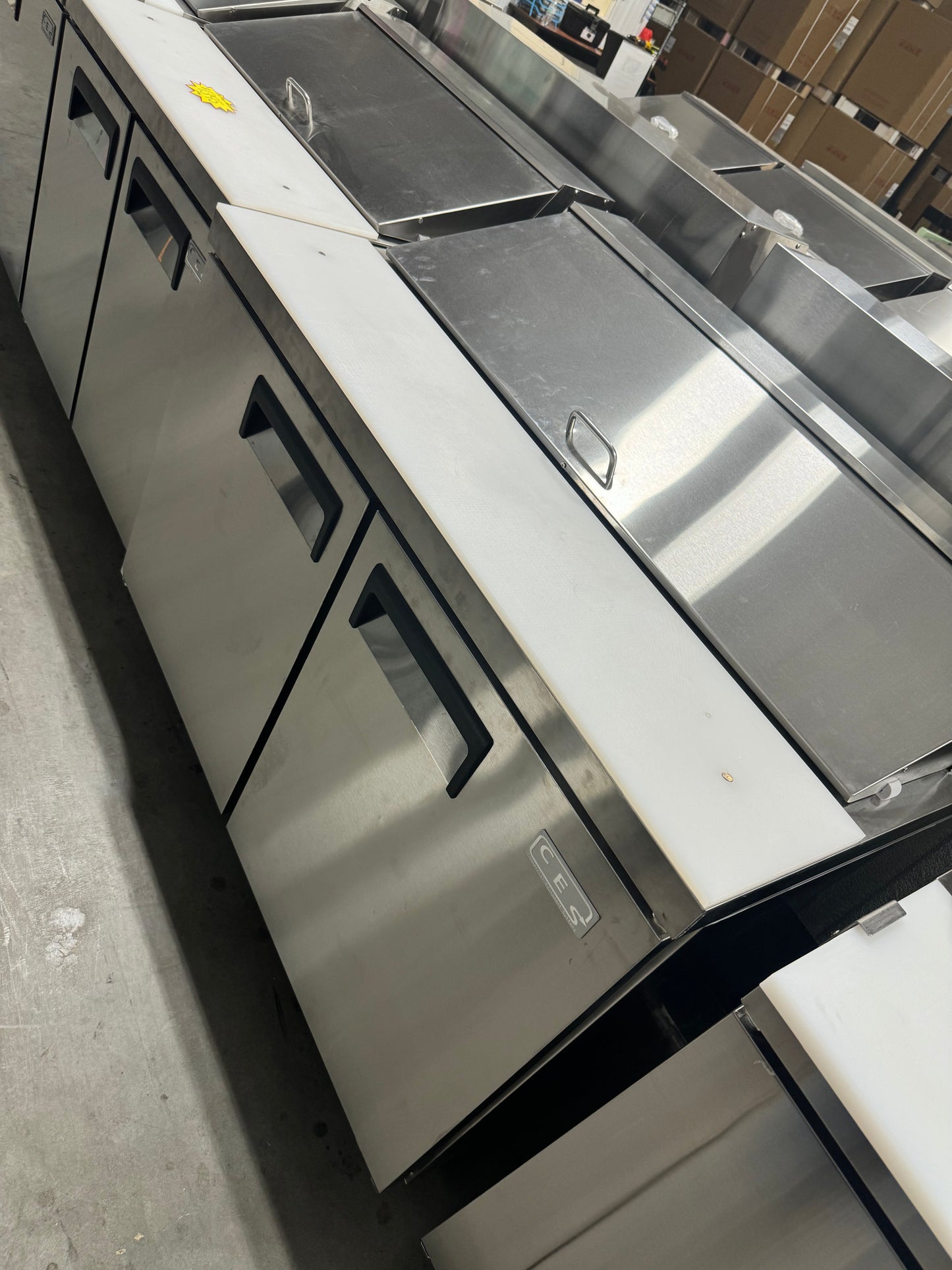 CES 50" Pizza Prep Station