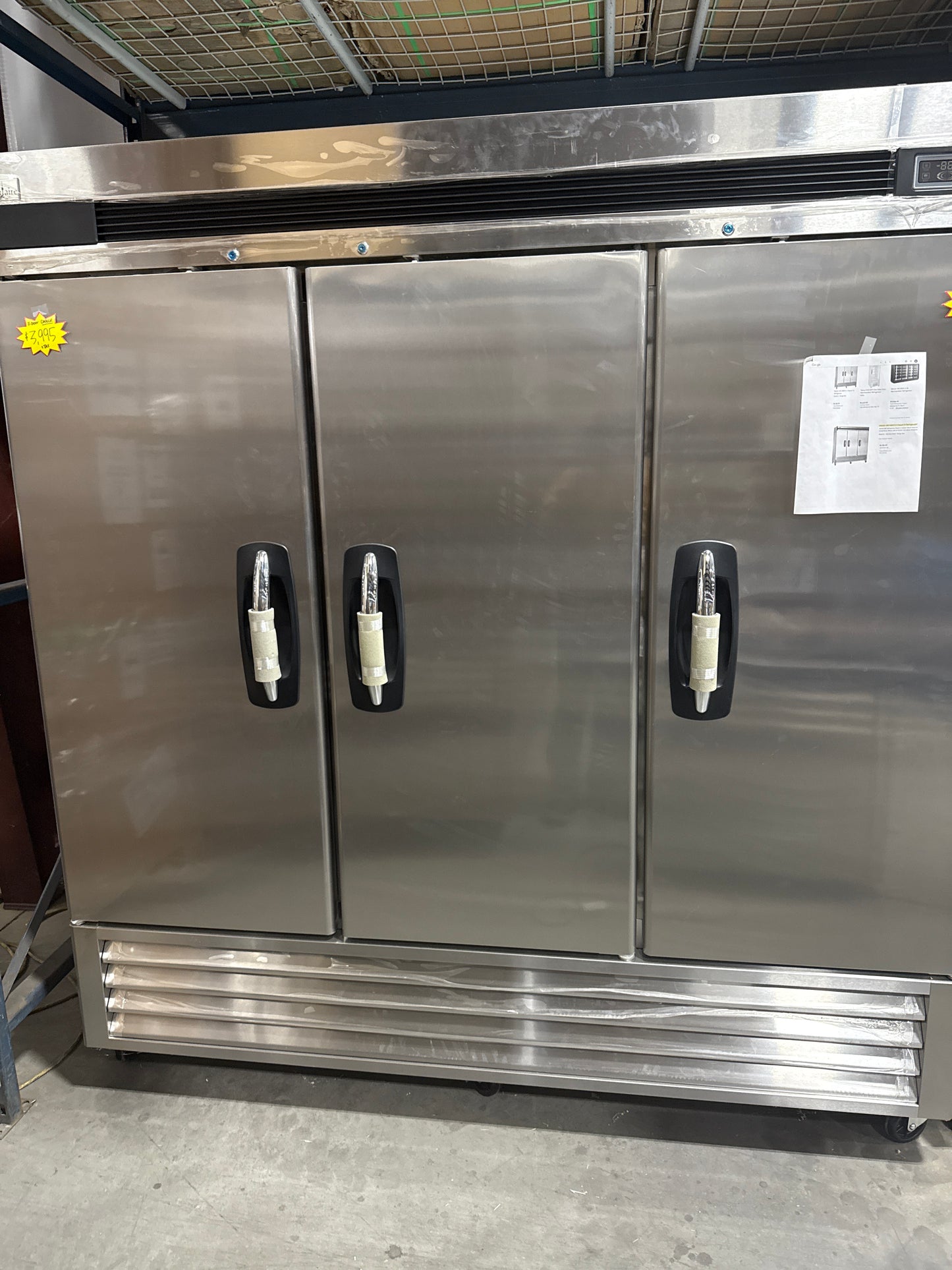 Seoulaire 3-Door Glass Cooler