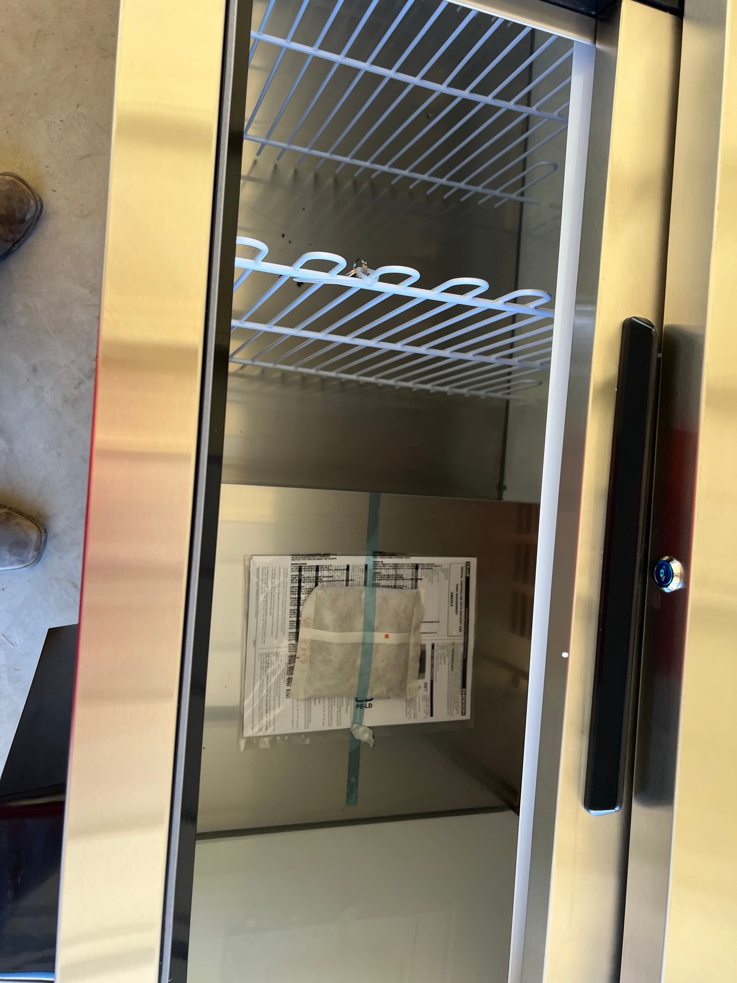 CES 50" Bottle Beer Cooler