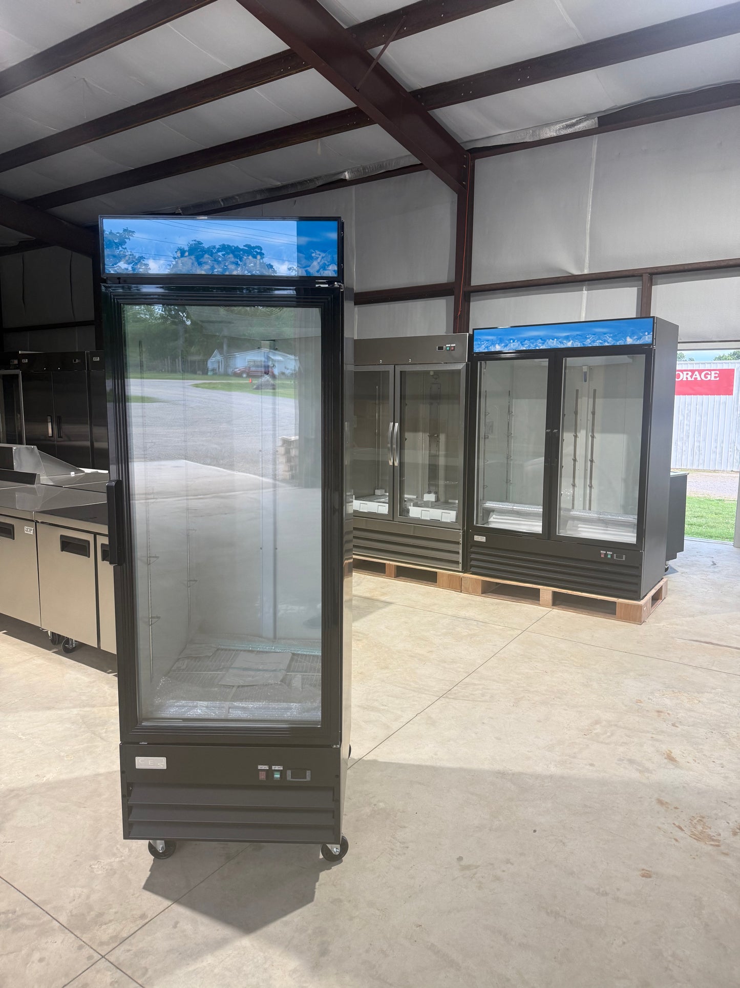 CES Single Door Merchandiser Freezer (23cu.ft.)