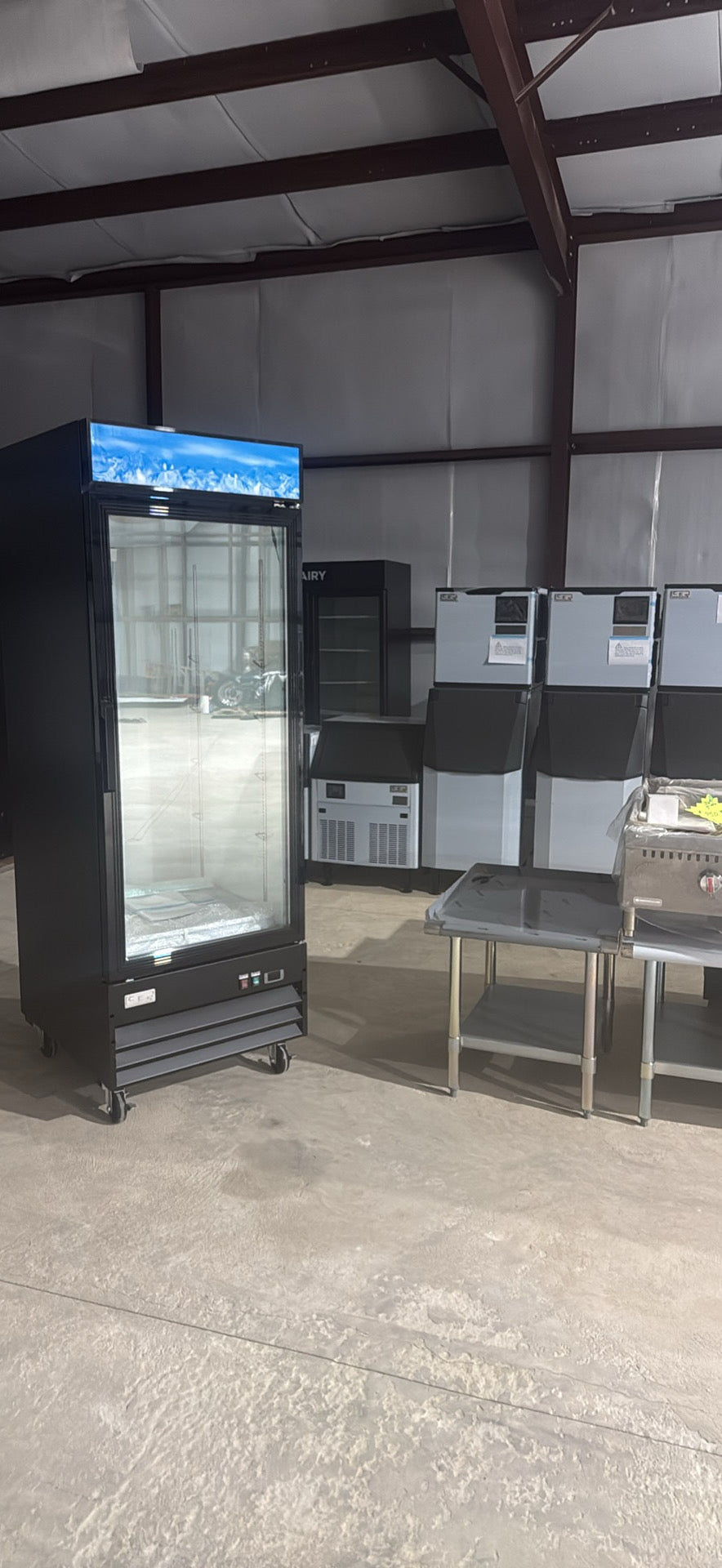 CES Single Door Merchandiser Freezer (23cu.ft.)