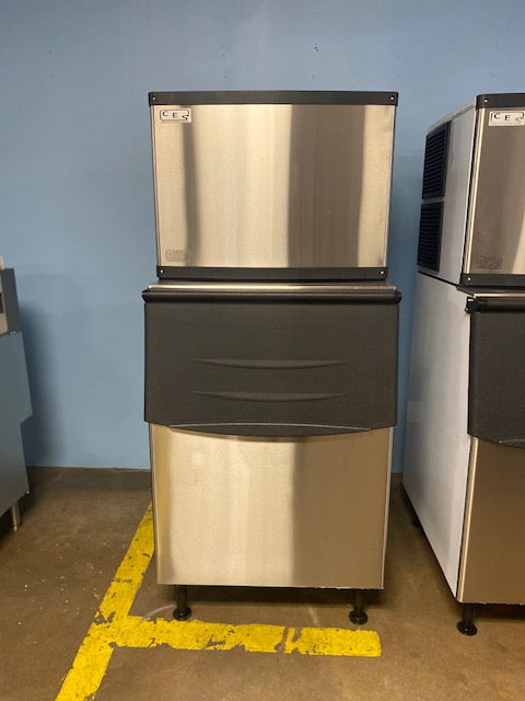 500lb/day Ice Machine W/375 bin